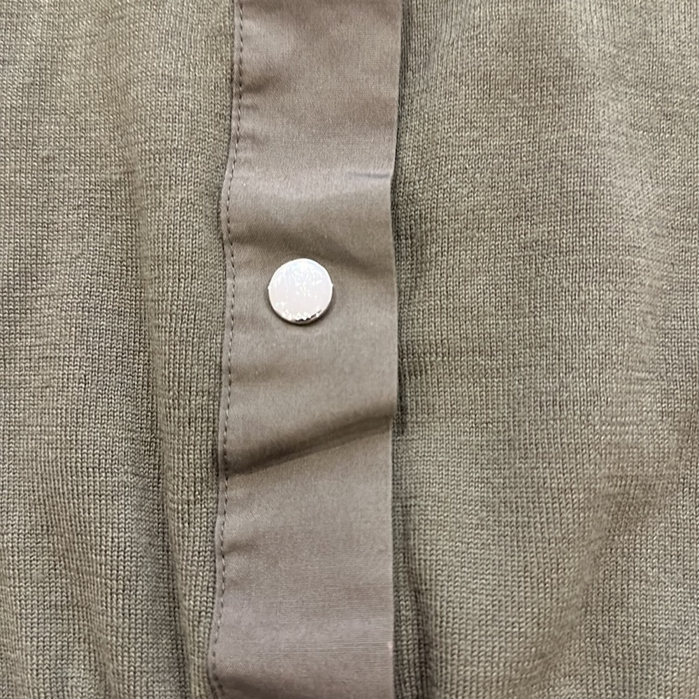 GUCCI sleeveless button down sweater with collar - Picture 4 of 7